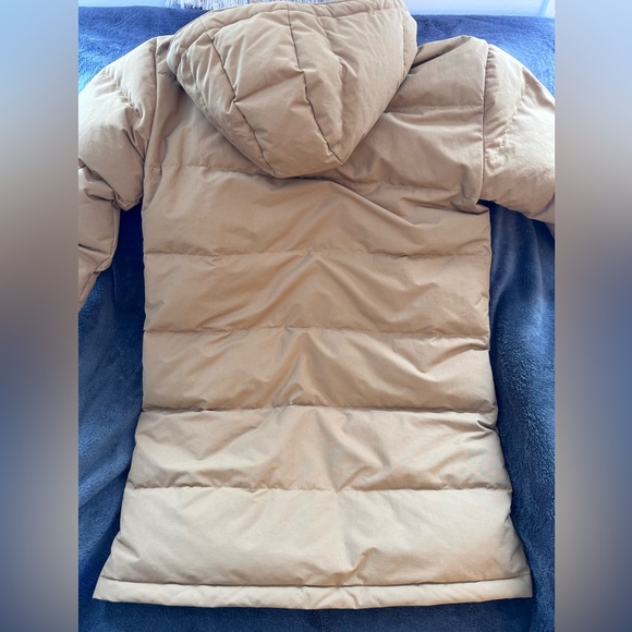 Gently Used Patagonia Women's Downdrift Parka | Medium - Picture 3 of 6